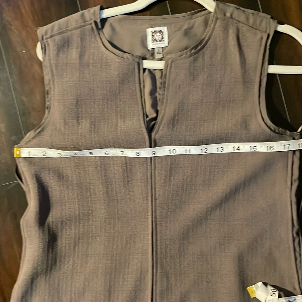 Anne Klein sleeveless dress with lining